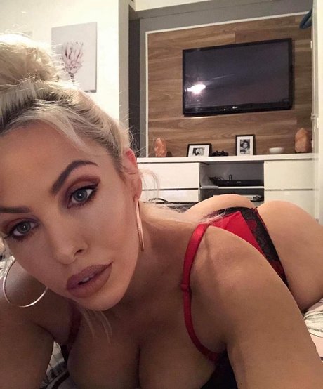 Evie Leana nus de stars du porno archive