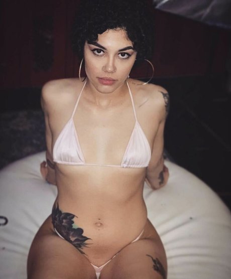 seekingsage modèle sexy galerie