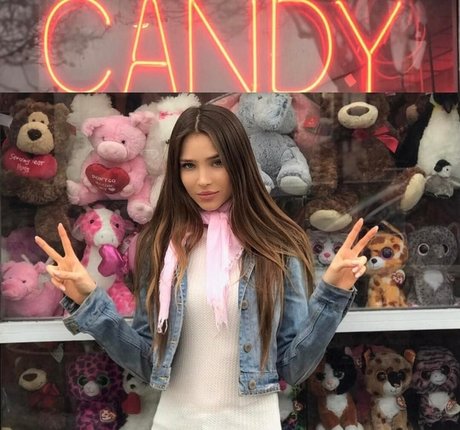 Ana Walczak modèle exclusif img