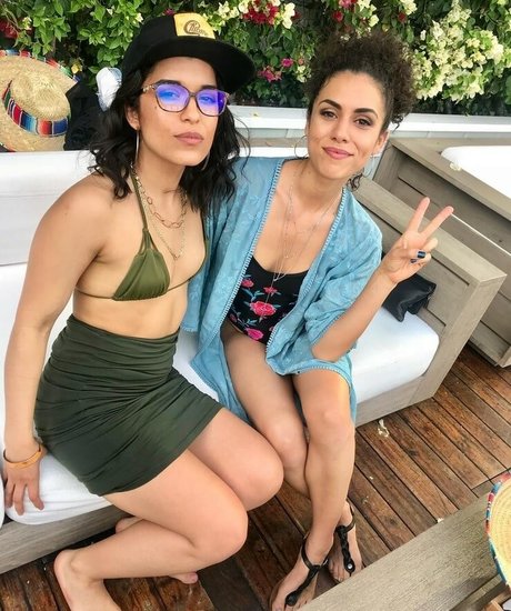 Andrea Sixtos jolie actrice photo