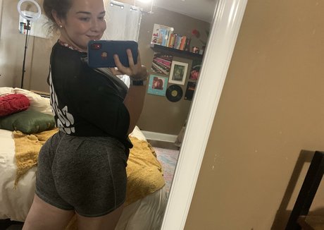 Lettuce2281 modèle xxx img