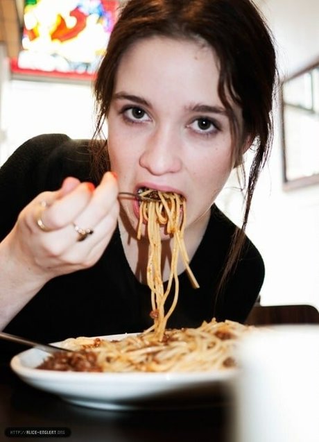 Alice Allegra Englert star du porno photos