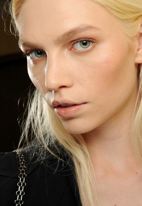 yoga sensuel onlyfans parfait gratuit galeries