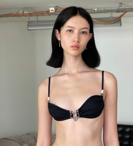 xu3fe1 étoile nue photos