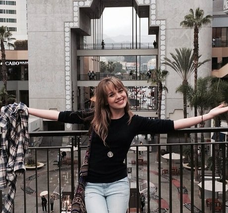 Alyssa Jirrels sexe star du porno des photos