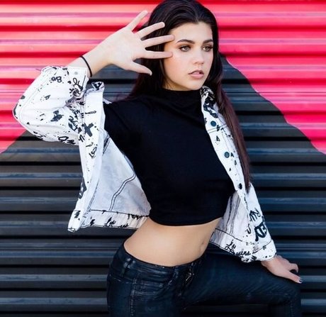 Amber Dawn Frank modèle de sexe archive