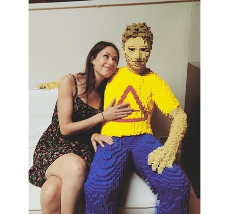 Amanda Crew star du porno en haute qualité collection