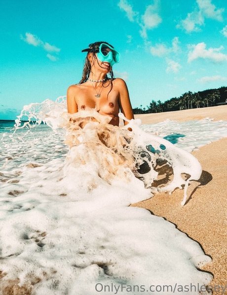 Ashleeey star du porno en haute qualité photo