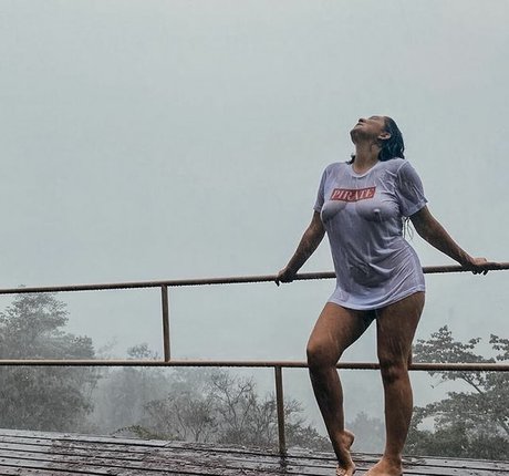 vieille milf onlyfans sexy chaud des photos