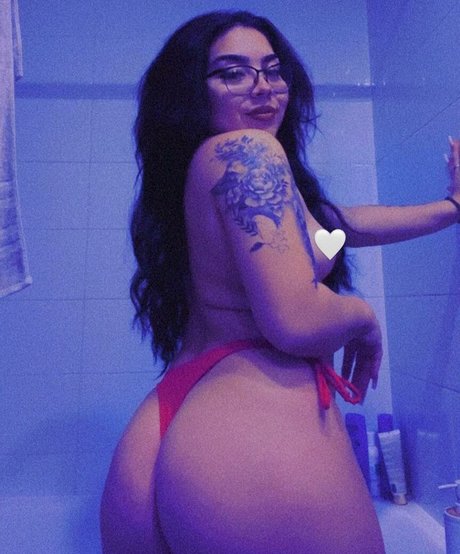 Nachrz actrice érotique image