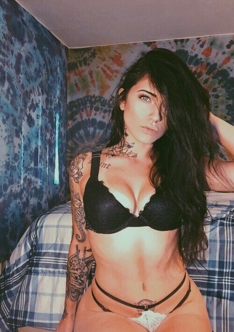 Beasuicide actrice exclusive collection