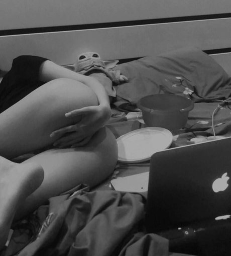 Meflia jolie actrice image