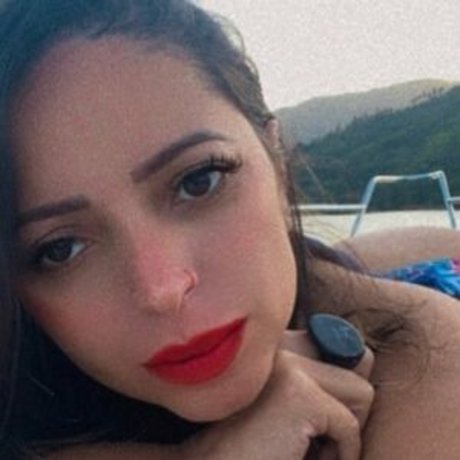 Kelcybatista joli modèle archive