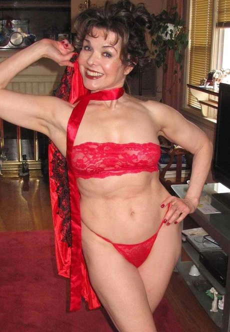 Helena Antonaccio jolie actrice photos