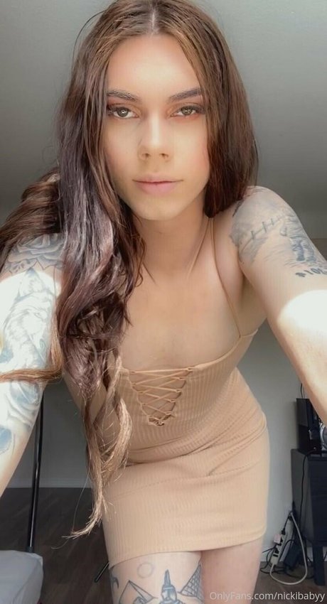 Ts Nicki Foxx star du porno parfaite images