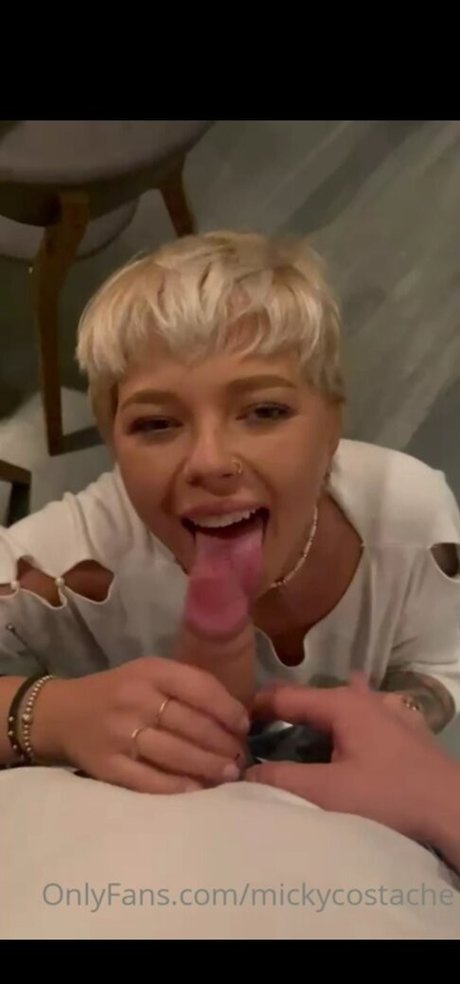 Micky Costache modèle hd archive