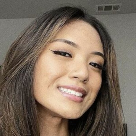 Crybabyiris actrice de nus archive