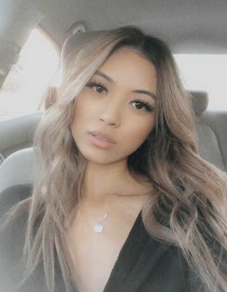 Crybabyiris nus de stars du porno archive