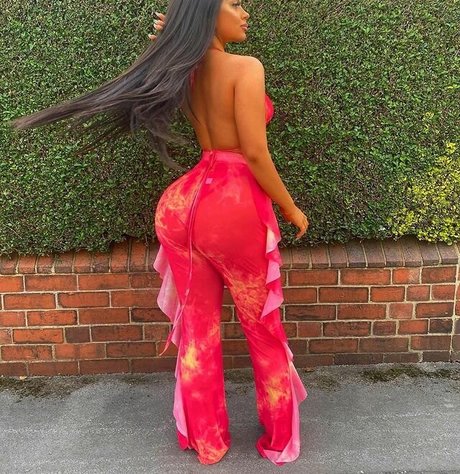 ppv uniquement pour les fans nus érotiques galerie