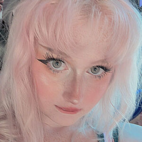 Sara Deline star du porno érotique des photos