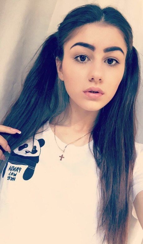 yanas0r0ka actrice parfaite galerie