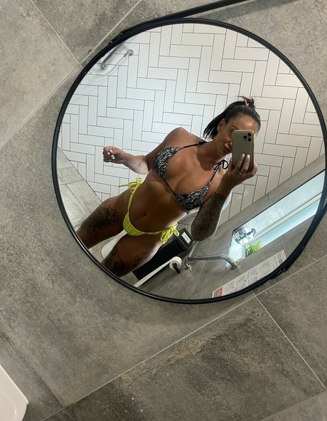 Hayley Vernon star du porno adulte archive