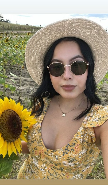 Alejandramariaxo nus star du porno photos