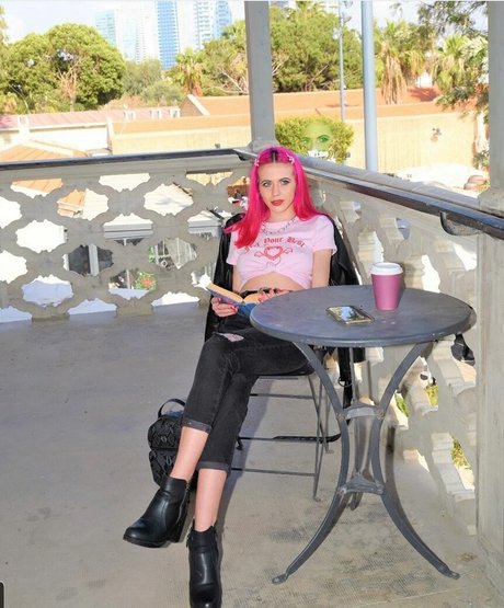 Anna Masarski star du porno belle photos