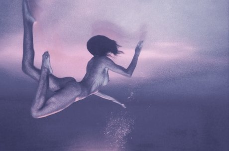 Naki Kaching modèle érotique des photos