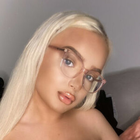 cosplay gros seins onlyfans belle érotique photo