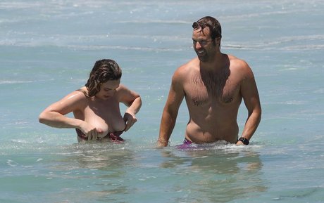 Bbie Chtfield modèle de sexe collection