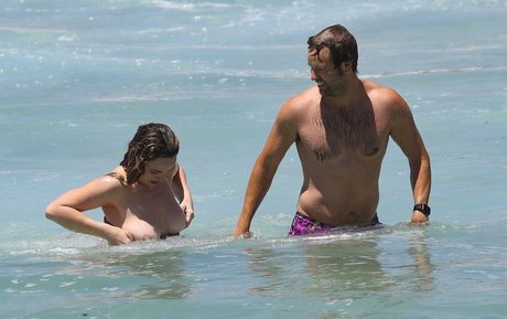 Bbie Chtfield art étoile galeries