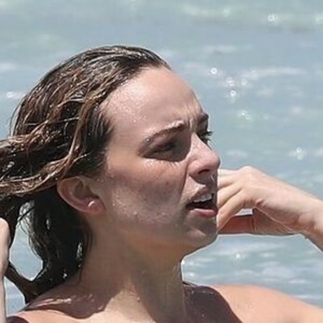 Bbie Chtfield haut étoile galeries