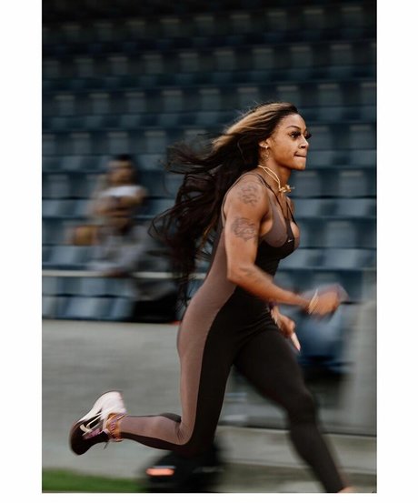 Sha Carri Richardson xxx étoile images