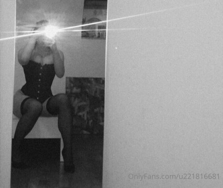 xoxoshawtyxoxo actrice nue galerie