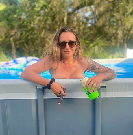 Katy Coastal belle star du porno galerie