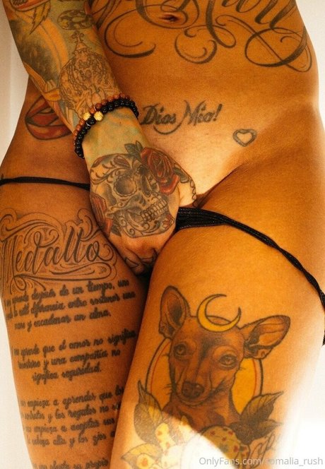 Sarah Schmidt actrice sexy images