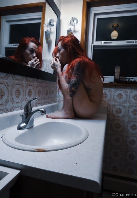 Ondreeah actrice érotique galeries