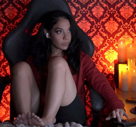 déshabillage onlyfans érotique gratuit img