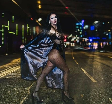 mariée onlyfans beau haut photos