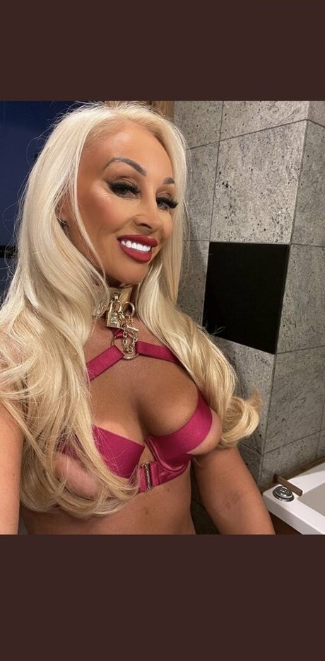 Jessicaxharvey modèle collection