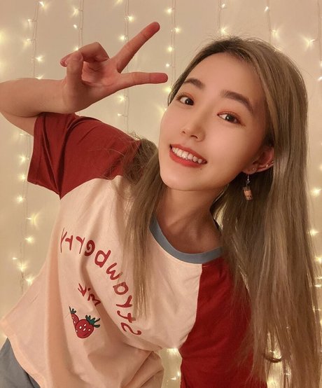 Yoojin star du porno de haute qualité galerie