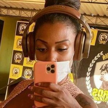 Ysa Santos haut modèle img