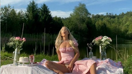 bikini ado onlyfans érotique chaud des photos