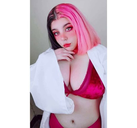 plage seins nus onlyfans joli archive