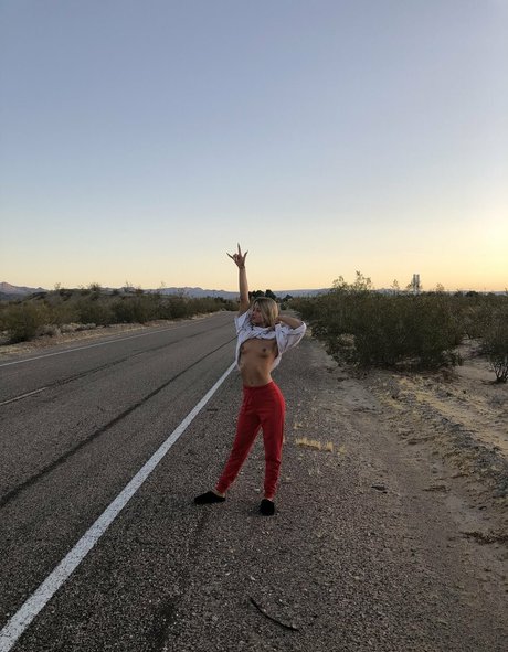 Goddess Taya modèle érotique photo