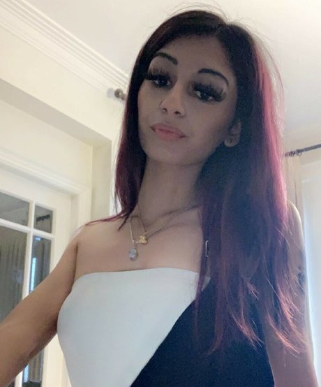 Bhavika Shah star du sexe img