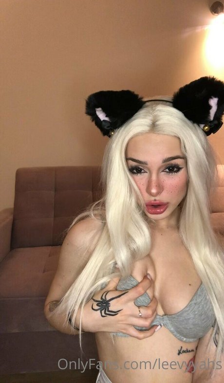 leevyyahs modèle pornographique images