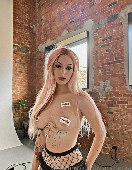 fans asiatiques maigres uniquement haut images