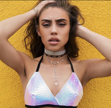 gros seins ébène onlyfans érotique collection